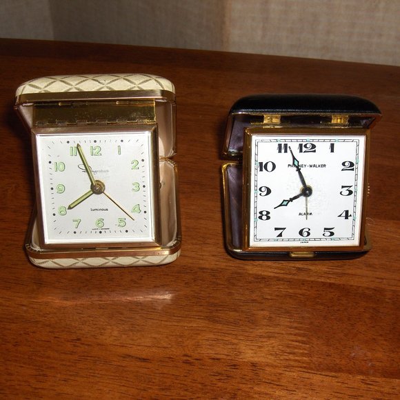 Alarm clocks, wind up travel type, Ingraham, Phinney Walker - Picture 1 of 12
